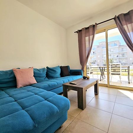 Elysia Park Apartments Paphos Esterno foto