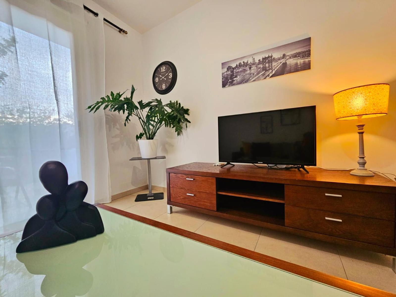 Elysia Park Apartments Paphos Esterno foto