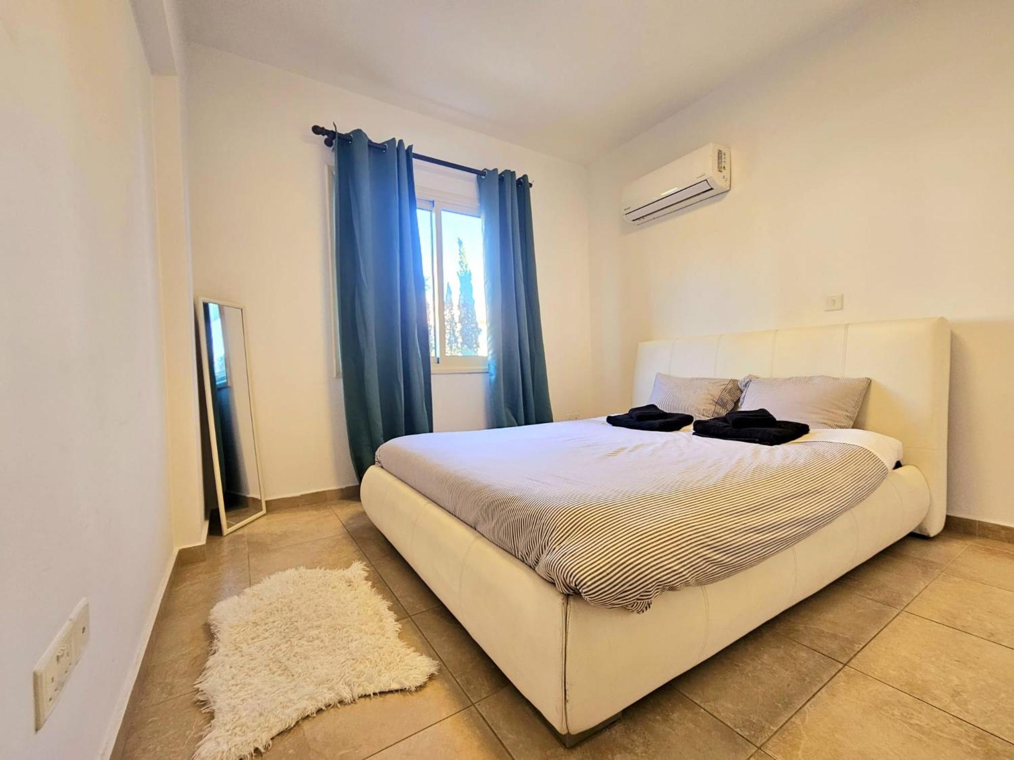 Elysia Park Apartments Paphos Esterno foto