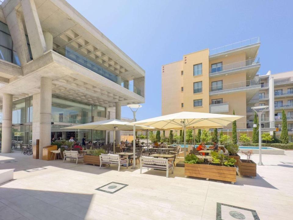 Elysia Park Apartments Paphos Esterno foto