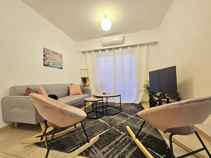 Elysia Park Apartments Paphos Esterno foto